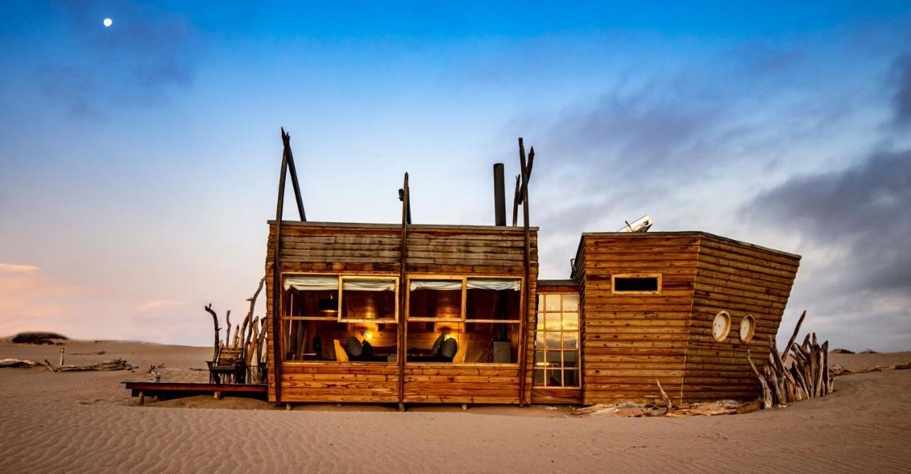 Shipwreck Lodge Mowebaai Exterior foto